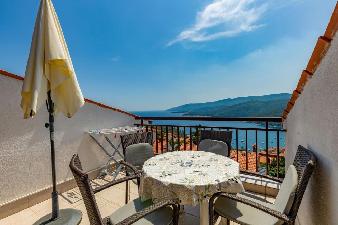 Apartments Pino Rabac Exterior photo